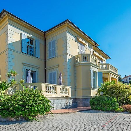 Oliviers -Agreable 2 Pieces Dans Maison Bourgeoise 멍똥 외부 사진