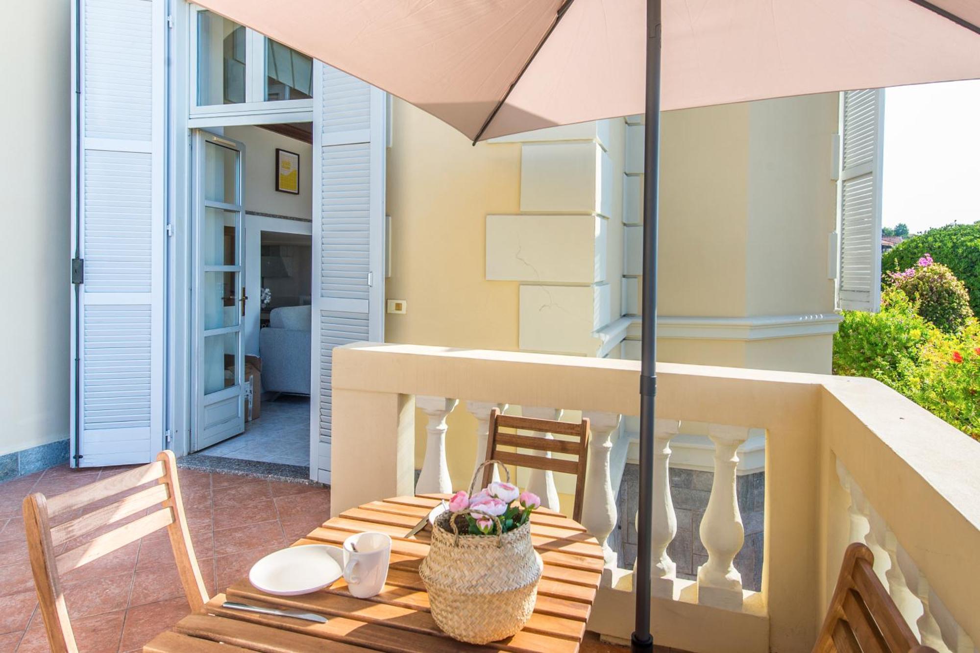 Oliviers -Agreable 2 Pieces Dans Maison Bourgeoise 멍똥 외부 사진